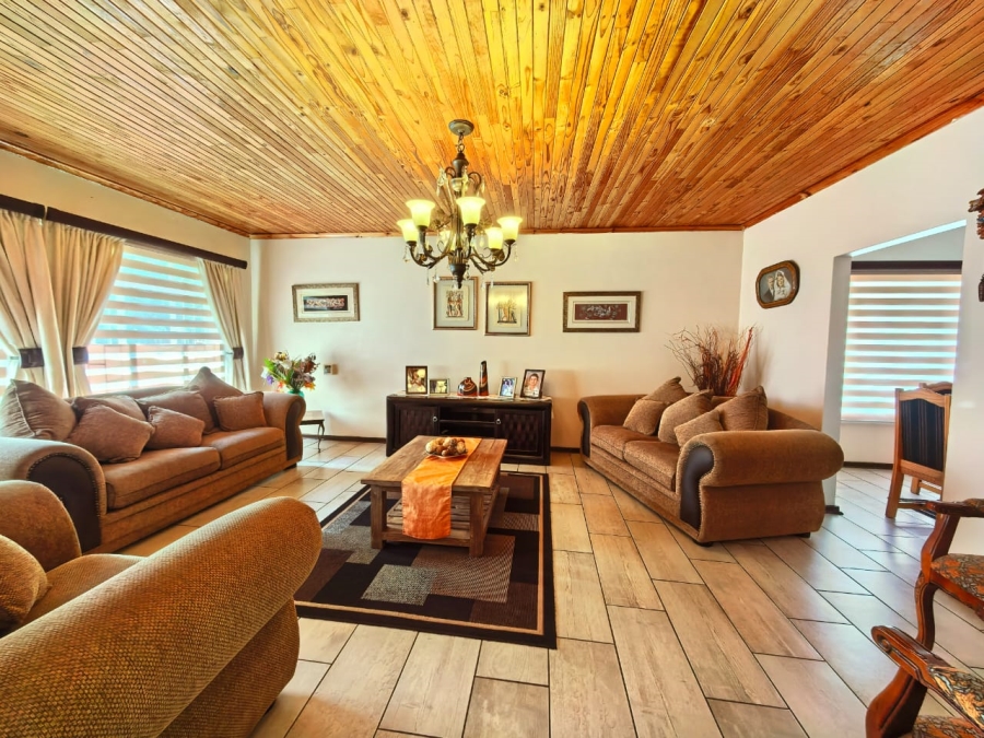 3 Bedroom Property for Sale in Vaalpark Free State